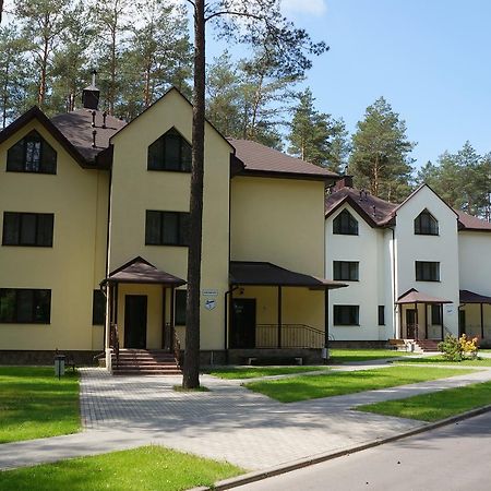 Hotel Isloch Park Rakaw Exterior foto