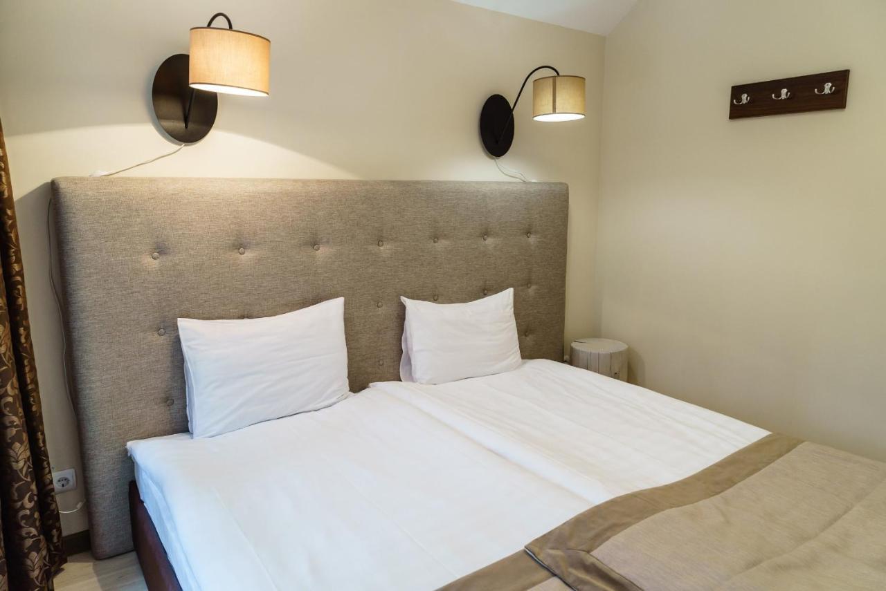 Hotel Isloch Park Rakaw Exterior foto